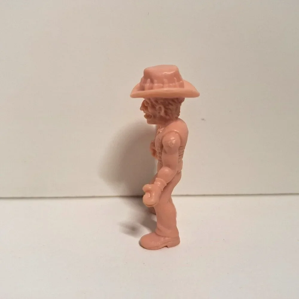 SLUG Zombies Series 2 Gator Jones 2012 Flesh Toned Zombie Mini Figure - Picture 3 of 5